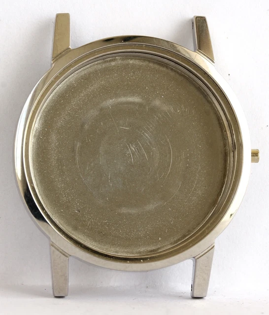 Un lot de boîtiers de montres en or 750°. Poids: 96g20. - Hôtel des ventes d'Avignon